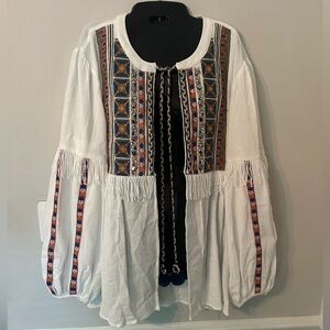 Delicate Women’s Blouse - DorDor Couture size M.